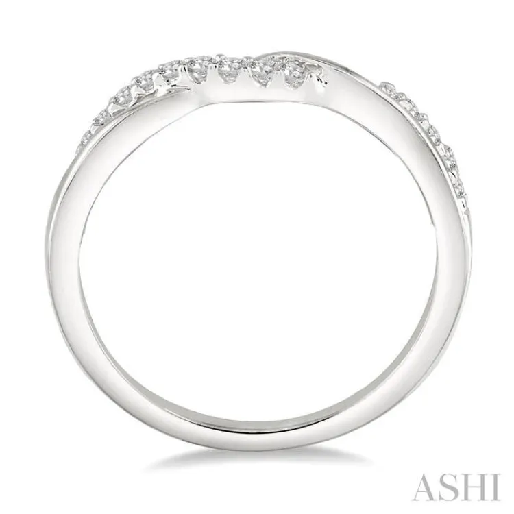 1/5 ctw Twisted Top Round Cut Diamond Wedding Band in 14K White Gold