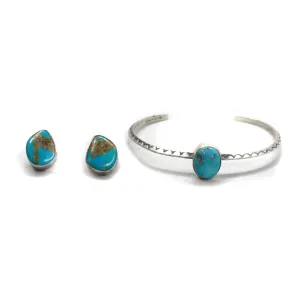 2024 Black Friday Turquoise Cuff and Turquoise Stud Earrings - A