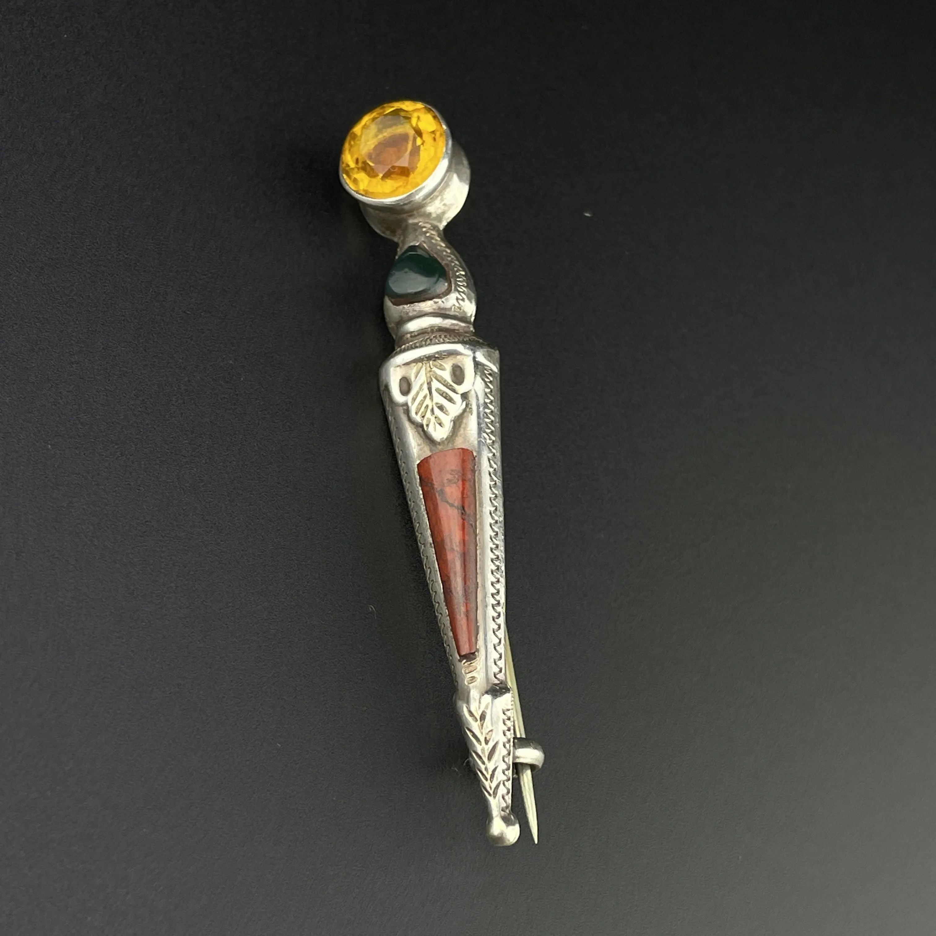 Antique Silver Victorian Citrine Scottish Agate Dirk Brooch