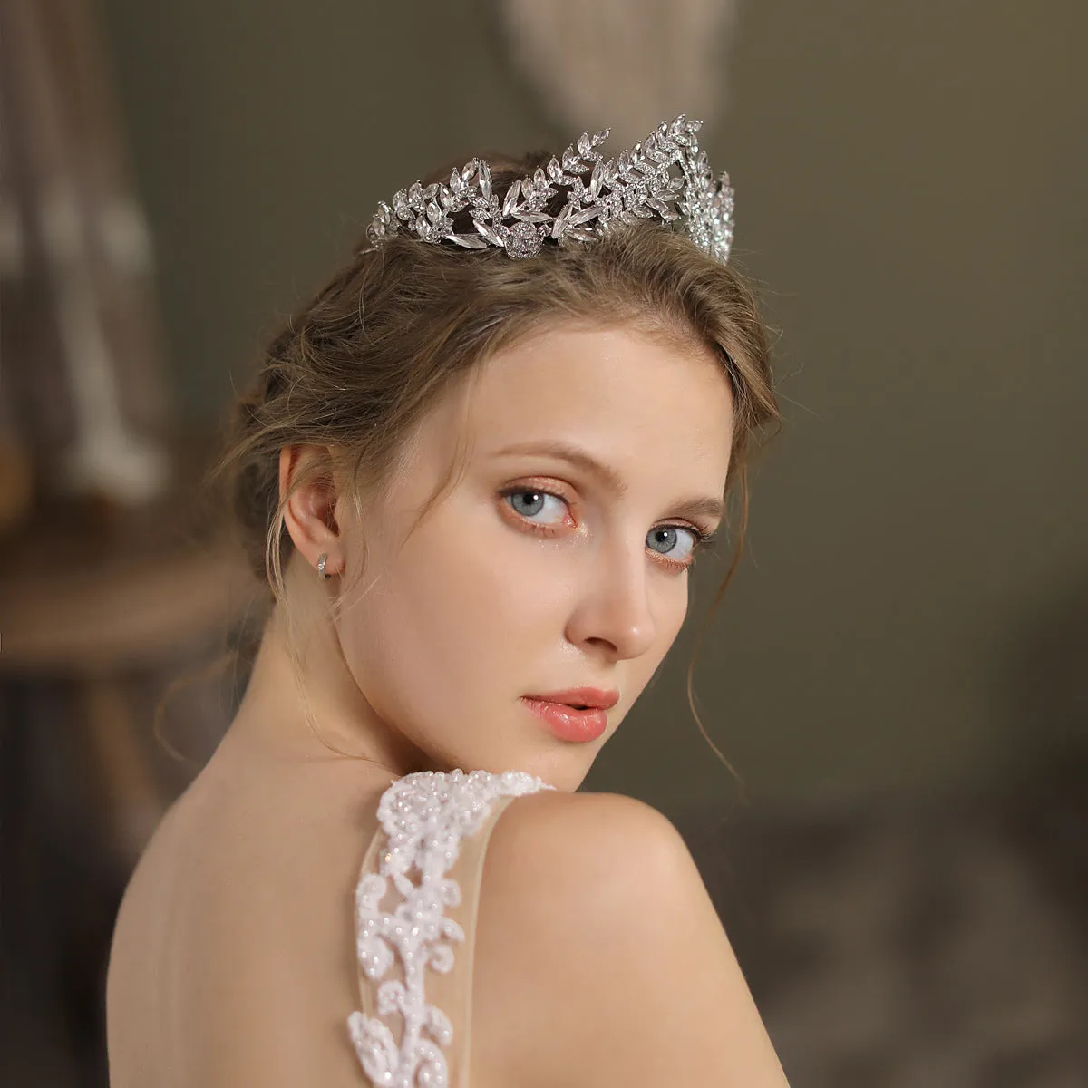 Arched Crystal Leaves Wedding Tiara