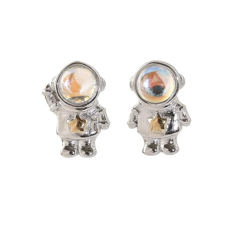 Chinese Star Astronaut 925 Sterling Silver Stud Earrings Special Design Sense Of Small Female Ins Trend