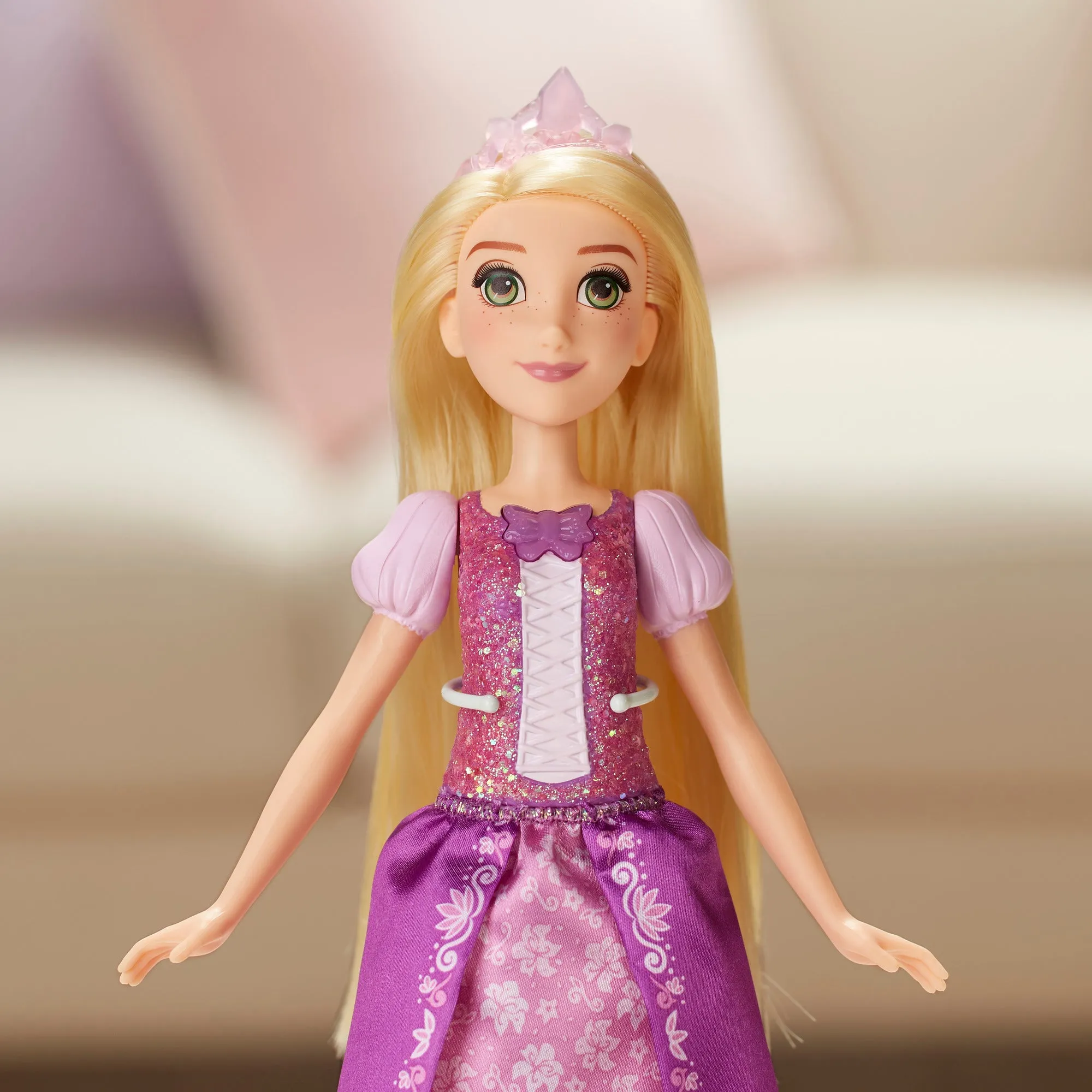 Disney Princess Shimmering Song Rapunzel, Singing Doll