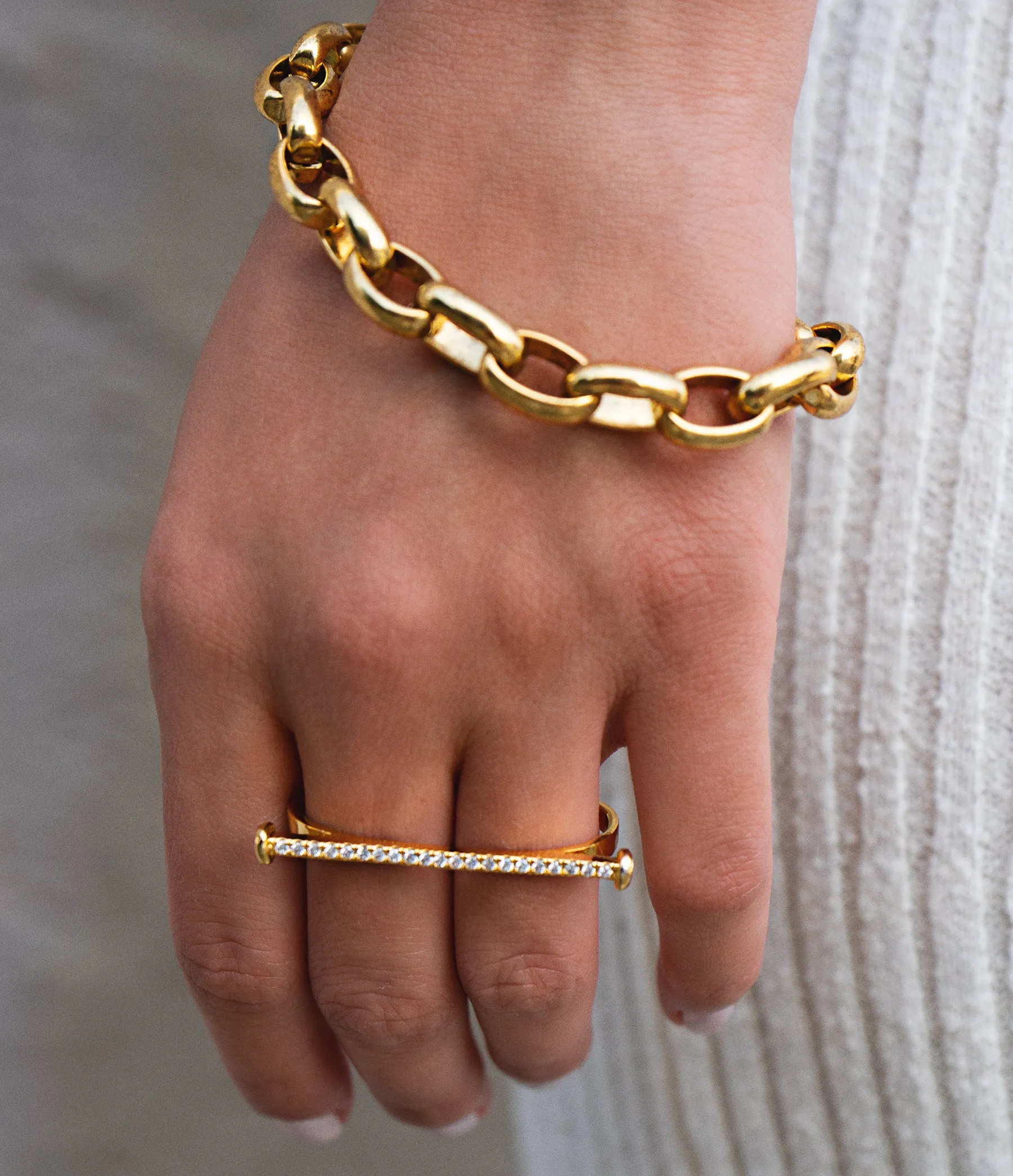 Toggle Chain Bracelet